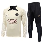 Felpa Allenamento Paris Saint Germain 2023/2024 Giallo Felpa Allenamento Paris Saint Germain 2023/2024 Giallo