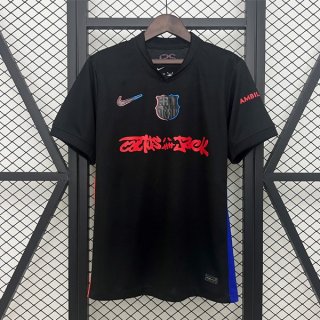 Thailandia Maglia Barcellona Seconda Limited Edition Travis Scott 2024-2025 Rosso Thailandia Maglia Barcellona Seconda Limited Edition Travis Scott 2024-2025 Rosso