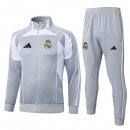 Giacca Real Madrid 2026/2027 Grigio Giacca Real Madrid 2026/2027 Grigio