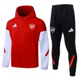 Giacca Cappuccio Arsenal 2026/2027 Rosso Giacca Cappuccio Arsenal 2026/2027 Rosso