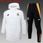 Piumino Real Madrid Set Completo 2024/2025 Bianco 2 Piumino Real Madrid Set Completo 2024/2025 Bianco 2